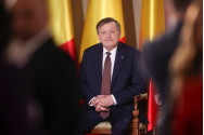 Crin Antonescu a 'răbufnit' după ce N. Dan a dat mâna cu D. Trump: 'Avem o propagandă bananieră care, pe banii noștri, ne insultă zilnic'