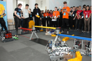 Viitorul roboticii româneşti şi-a dat întâlnire la Iaşi