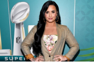 Whitney Houston, depășită de Demi Lovato. Revenire în forță la Super Bowl