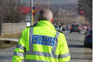 TRAGIC:A murit cu zile. Un inconștient a intrat cu mașina în stația de autobuz