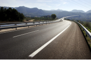 Senatorii au decis că pe 31 decembrie 2024 se va putea circula pe Autostrada Unirii