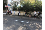 FOTO/VIDEO: Zeci de persoane stau la coadă la Centrul de Transfuzii din Iaşi, pentru a dona sânge după anunțul spitalelor că nu mai este sânge