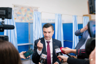 Sondaj EVENIMENTUL:  Chirica – 33,8%, PSD – 36,9%!