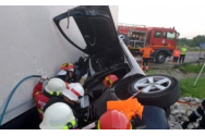 FOTO - Accident rutier MORTAL: doi pompieri au MURIT! Mesaj sfâșietor din partea colegilor: 'S-au dovedit a fi eroi prin acțiunile întreprinse'